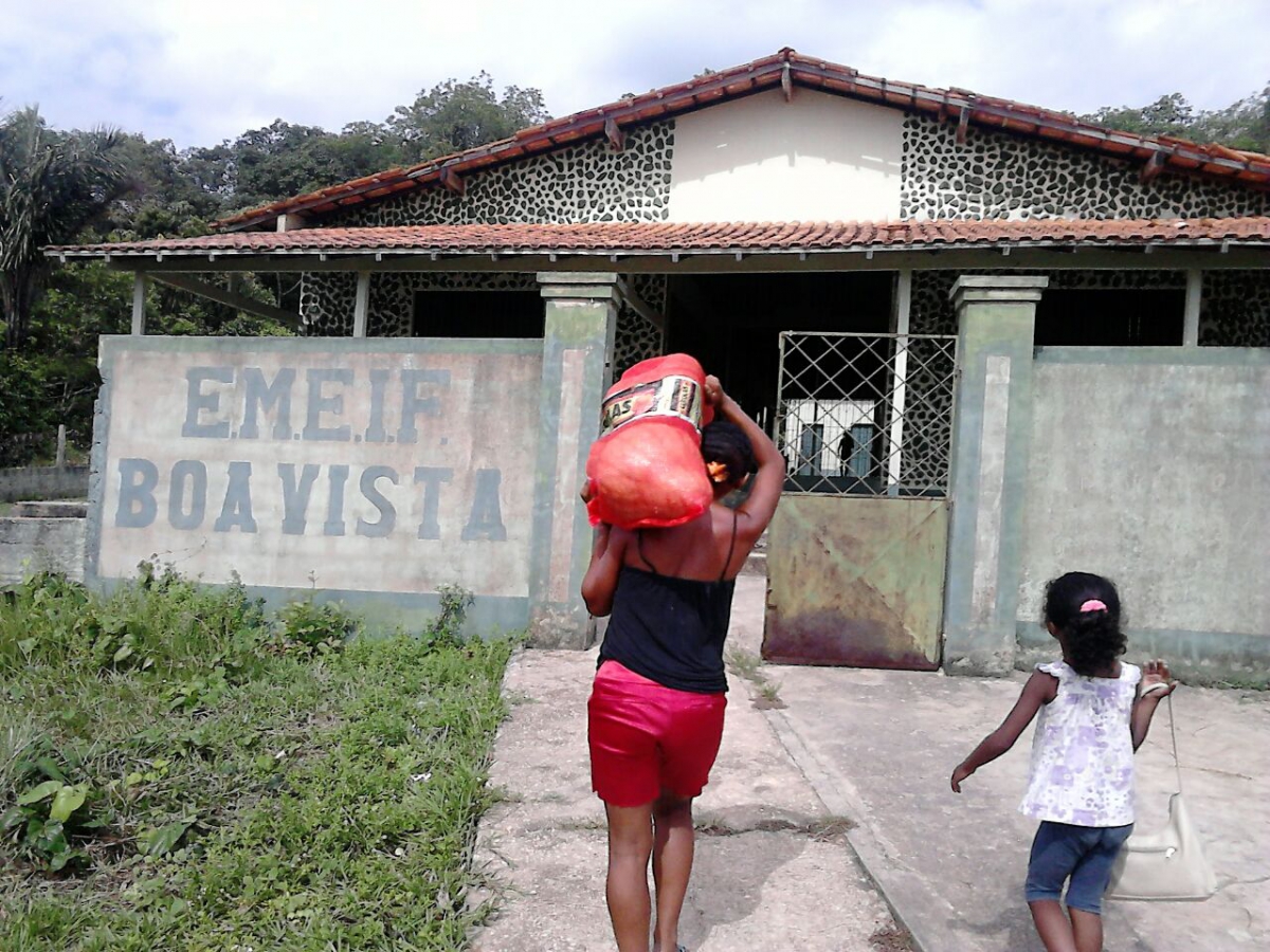 Comunidades quilombolas de Oriximiná iniciam a venda de produtos locais para a alimentação escolar na Calha Norte